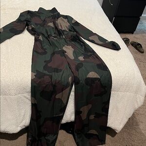 Chic Camouflage Jumpsuit in Green and Brown